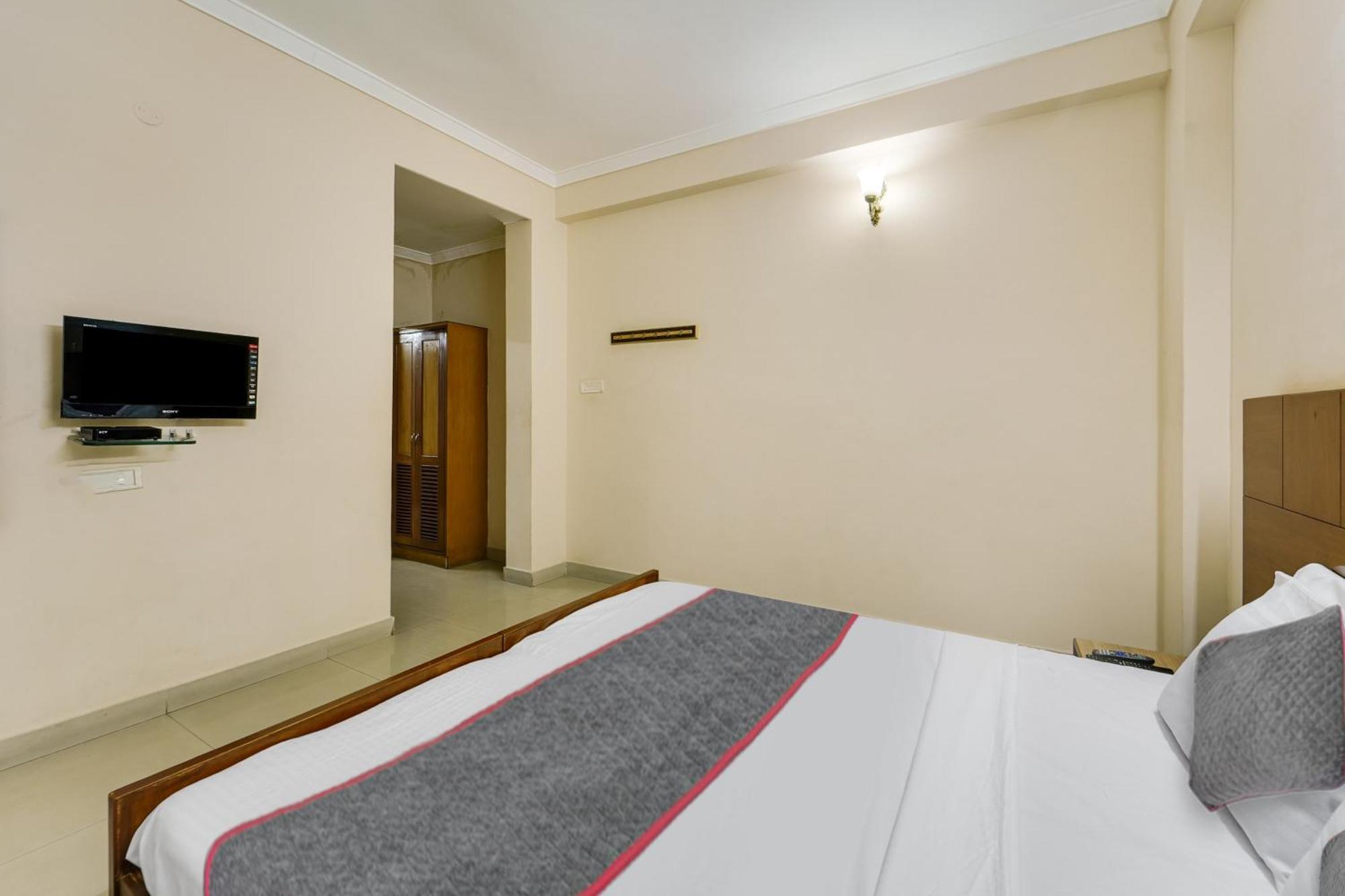 Townhouse Garden City Madras Buitenkant foto